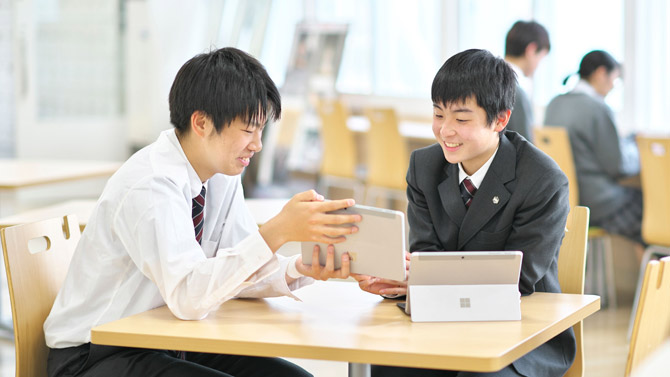 北海学園札幌高校ヘルメット 施設紹介 | 学校紹介 | 北海学園札幌高等学校 HOKKAIGAKUEN